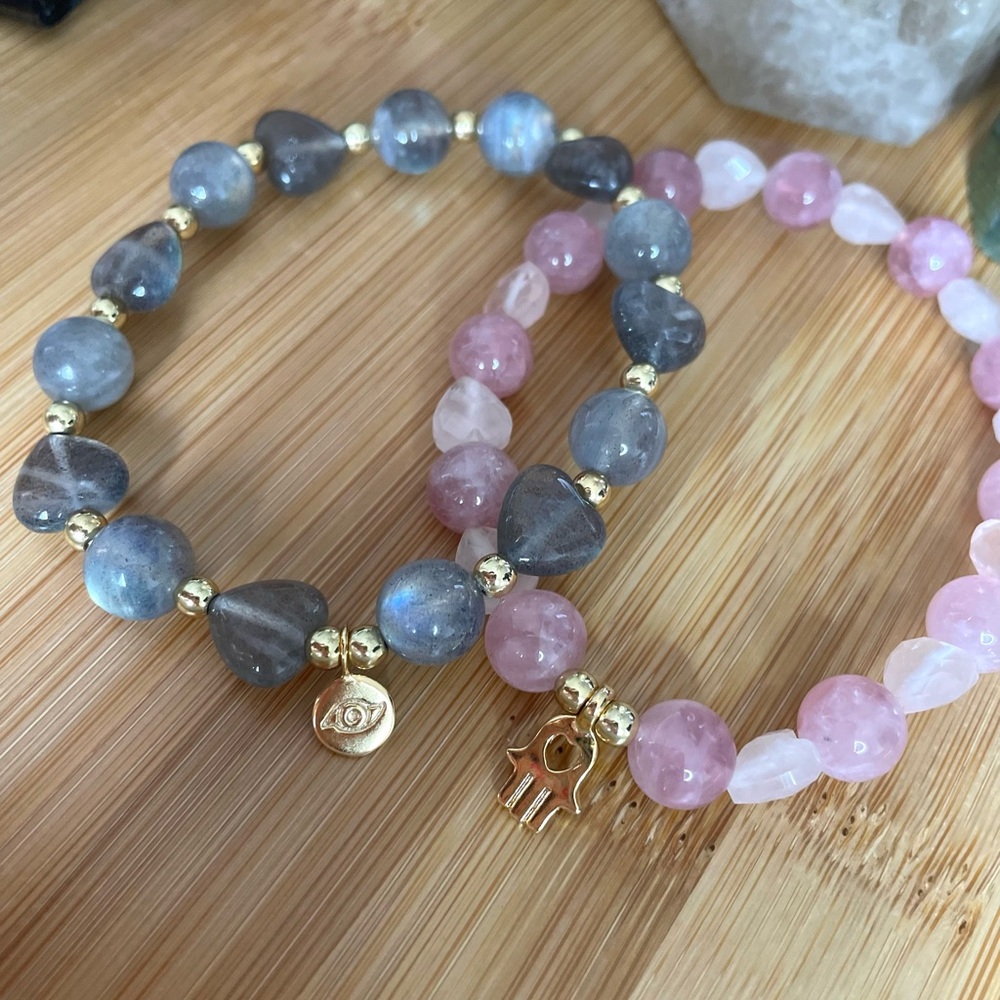 Madagascar Rose Quartz Heart Stretch Bracelet - Picture 6 of 8